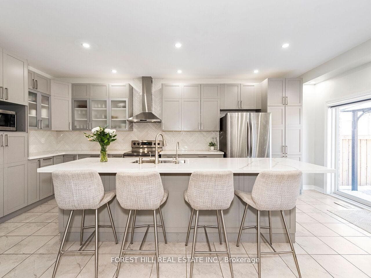 488 Linden Drive photo 11