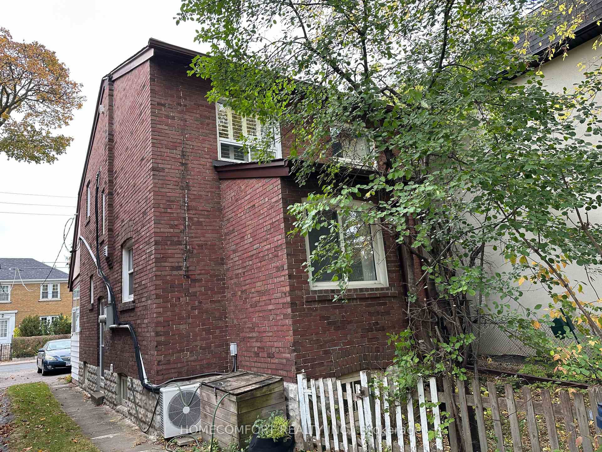 745 Millwood Road photo 28