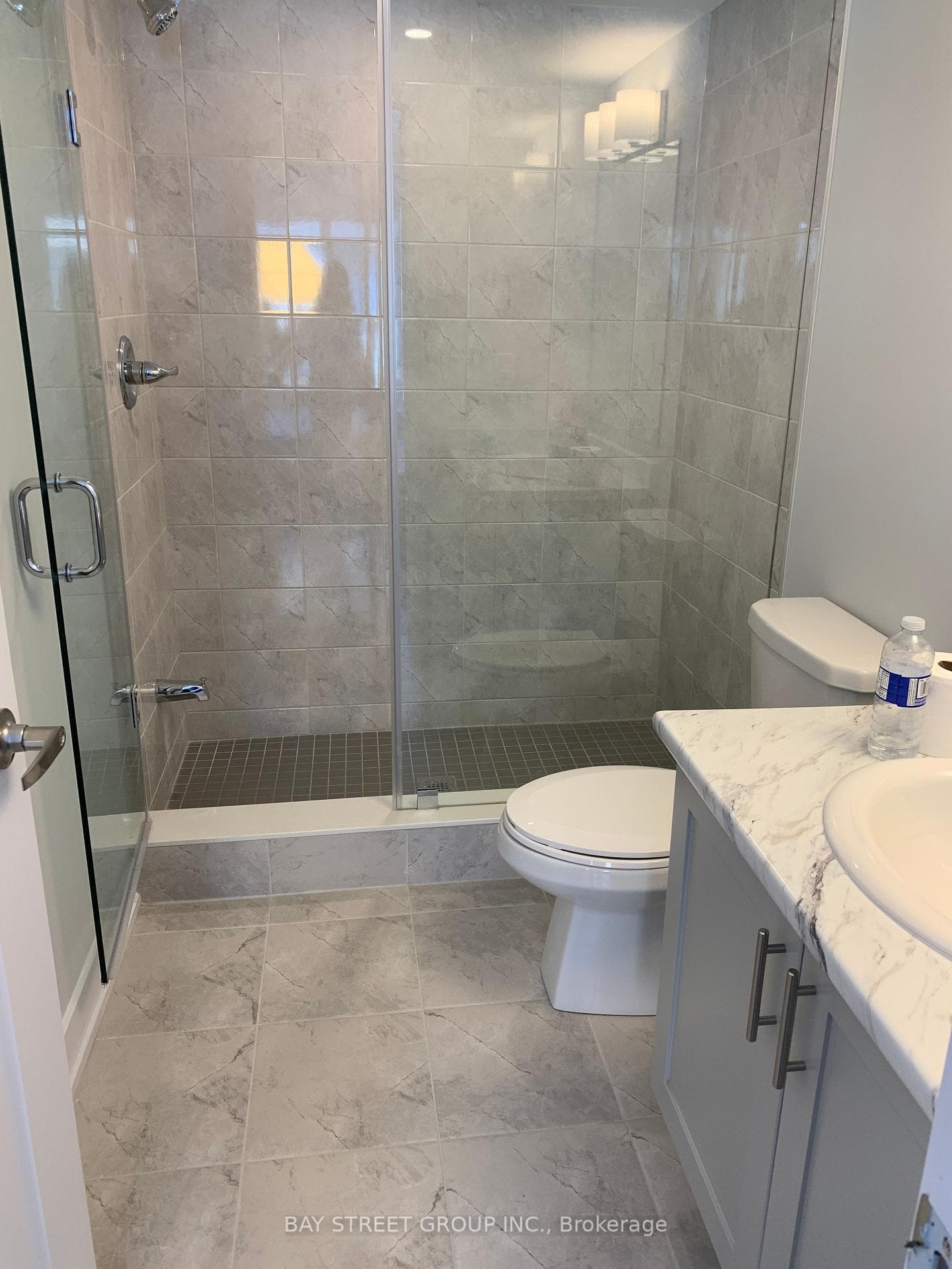 17 Guardhouse Crescent photo 12