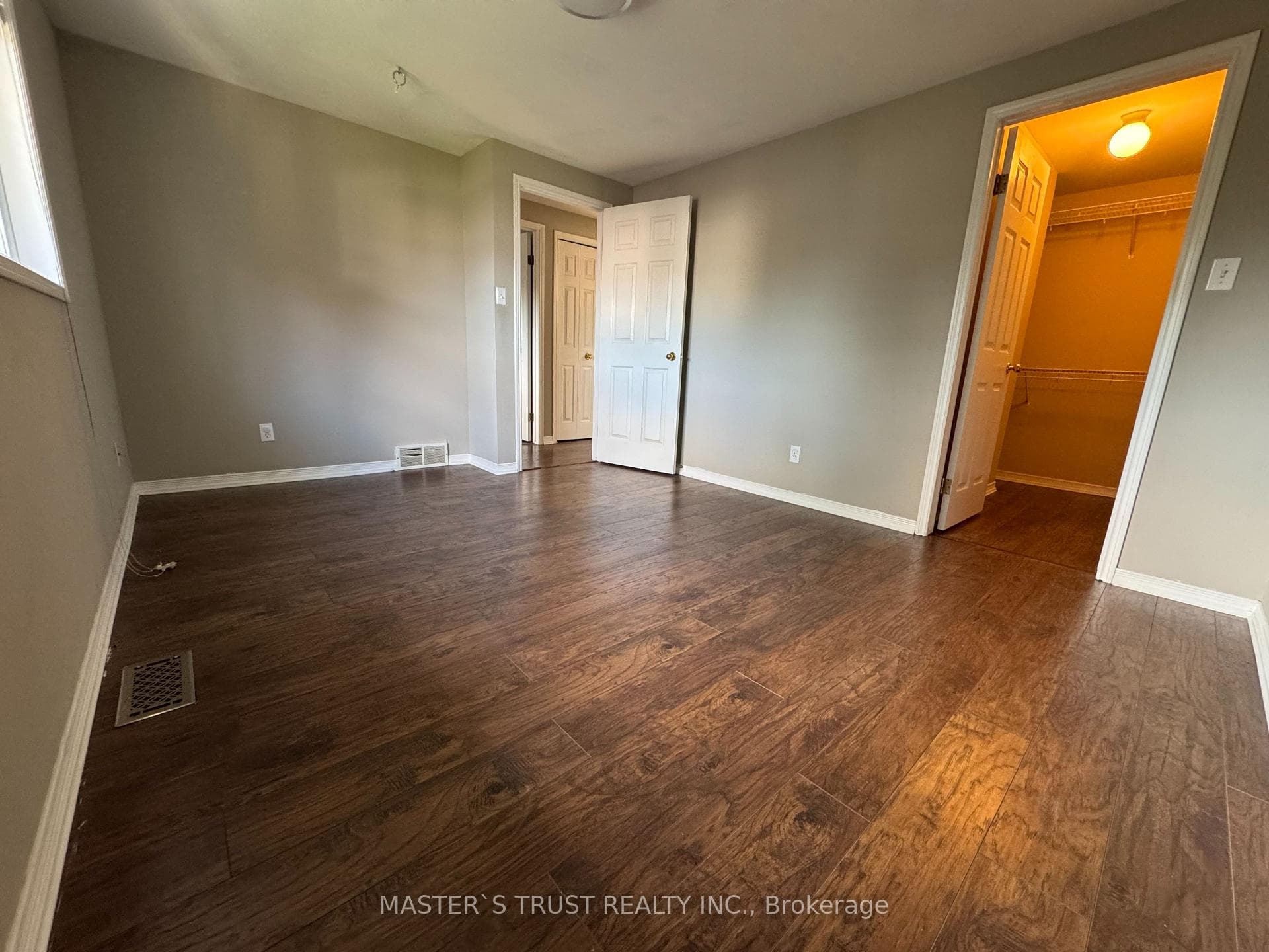71 Hedgestone Crescent photo 15