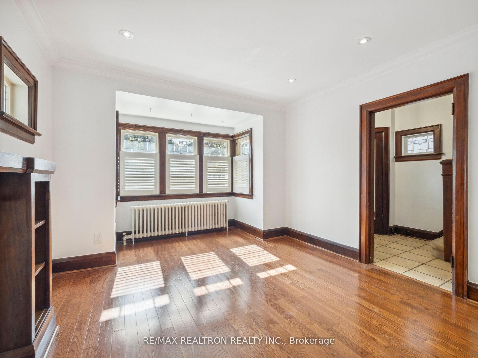 186 Wanless Avenue photo 9