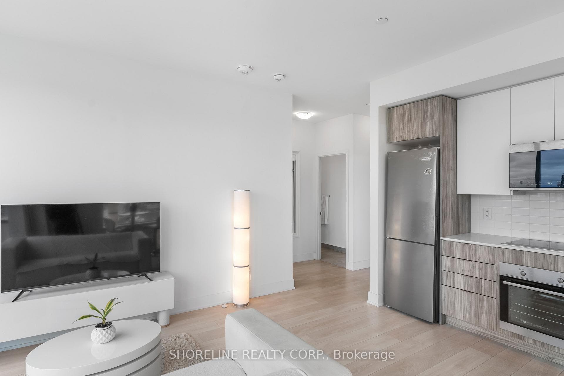 2489 Taunton Road Unit 1414 photo 6