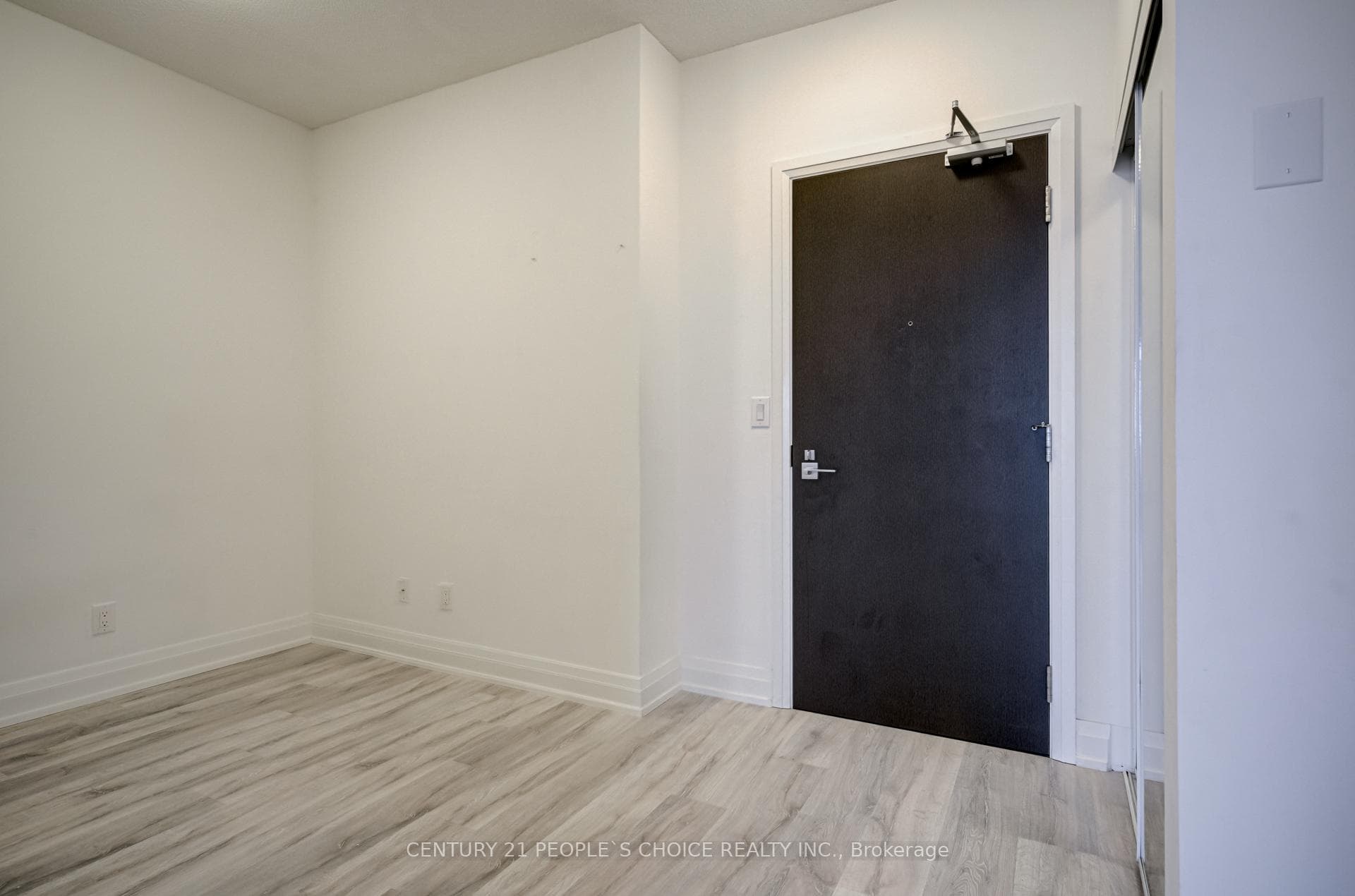 3700 Highway 7 Road Unit 603 photo 6