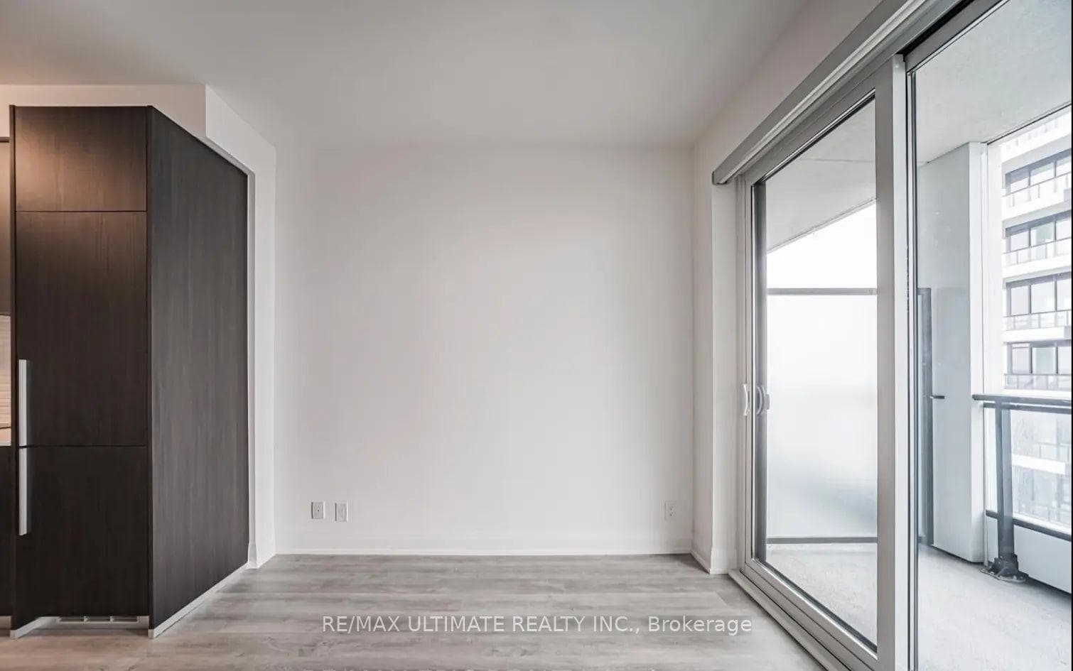 65 Broadway Avenue Unit 2702 photo 11