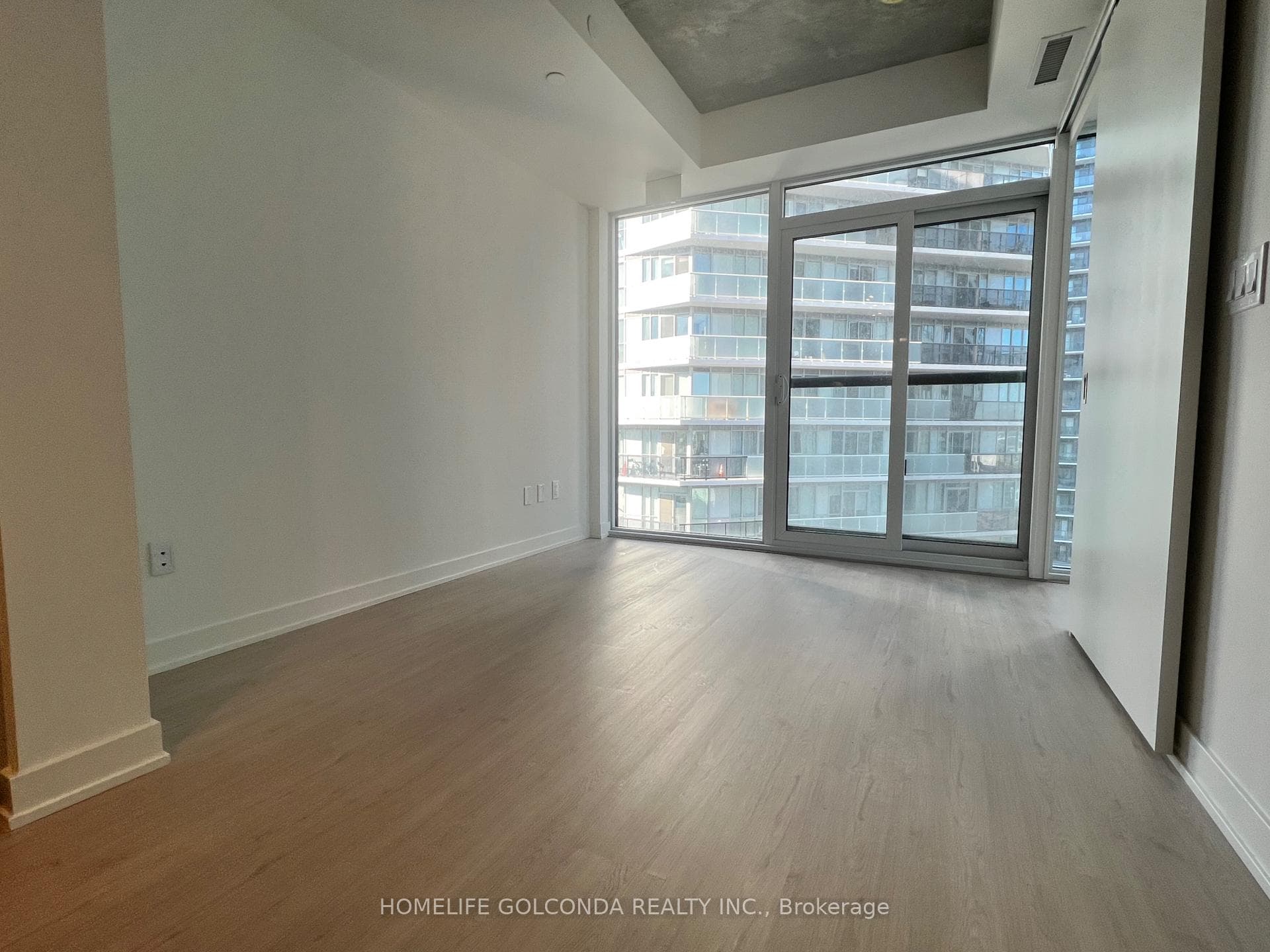 65 Mutual Street Unit 2208 photo 13