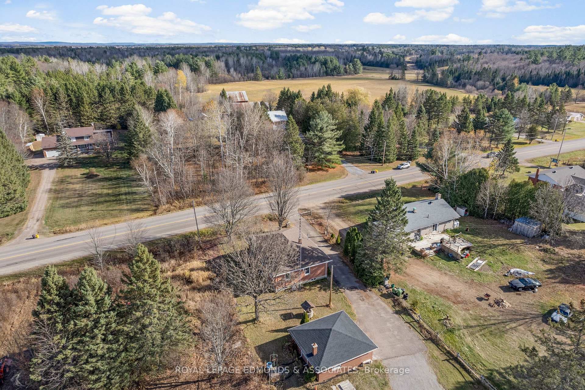 2323 B Line Road photo 36