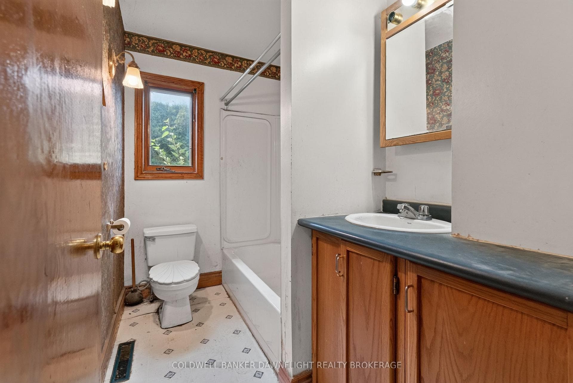254 Marlborough Street photo 14