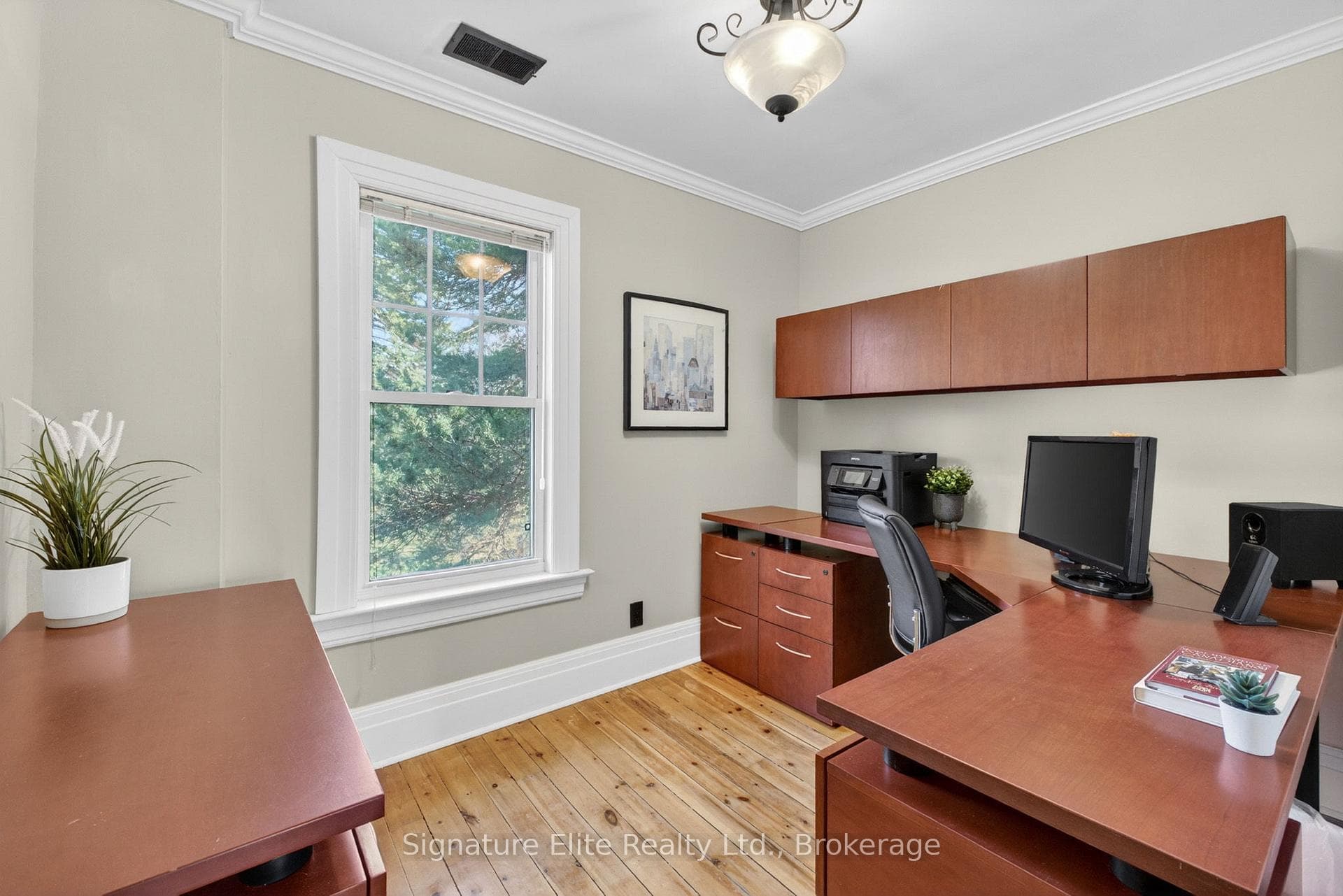 60 Winchester Road photo 29