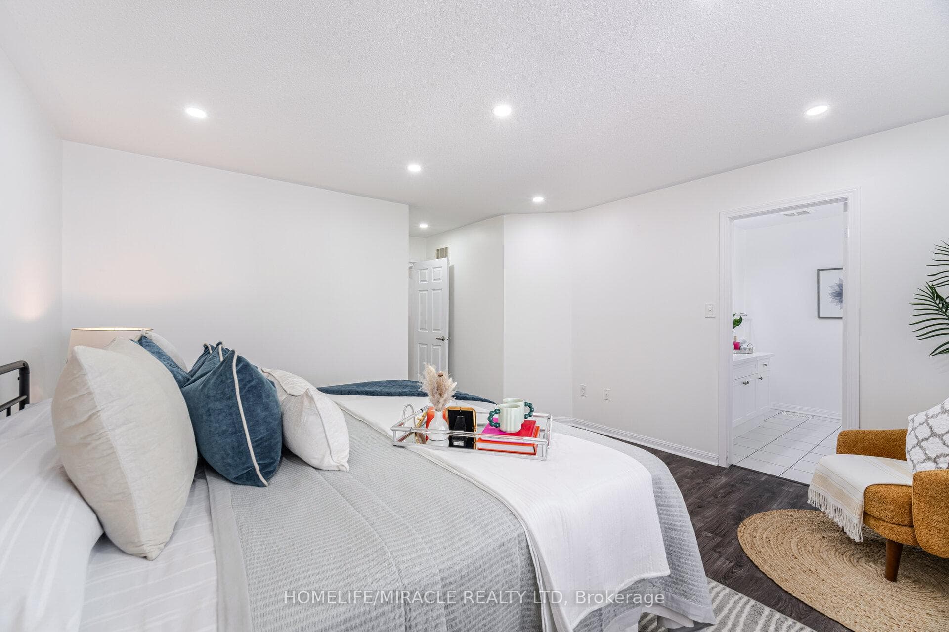 14 Robert Parkinson Drive photo 22
