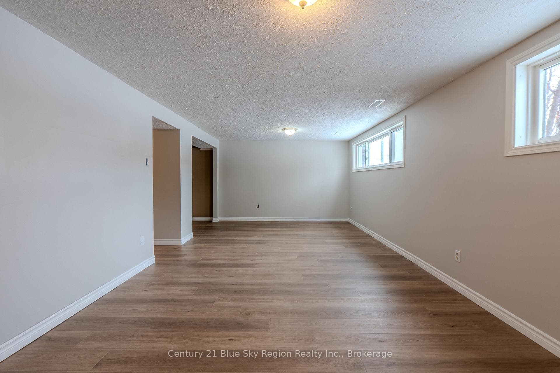 76 Prince Edward Drive photo 29