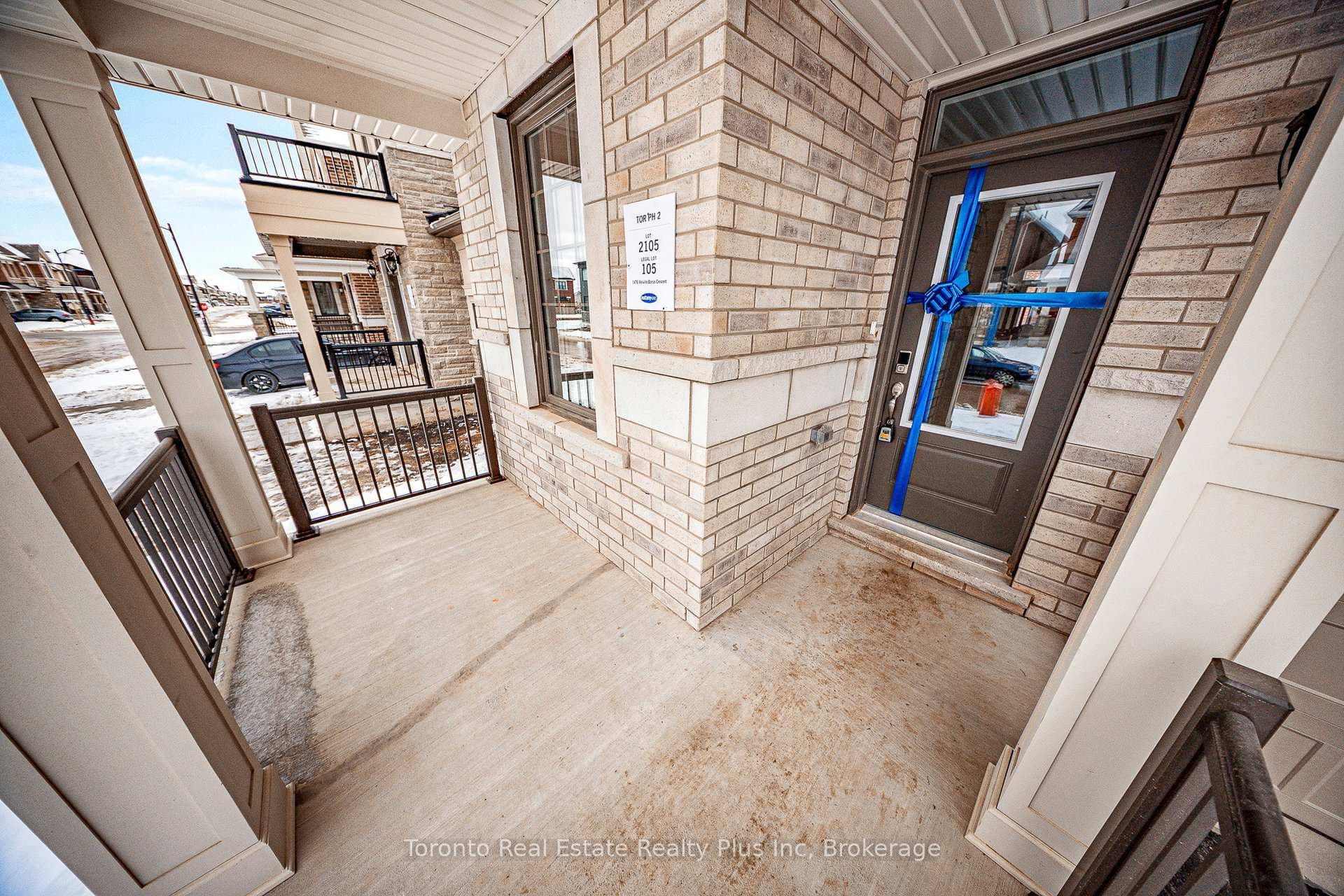 1476 Melville bonus Crescent photo 6