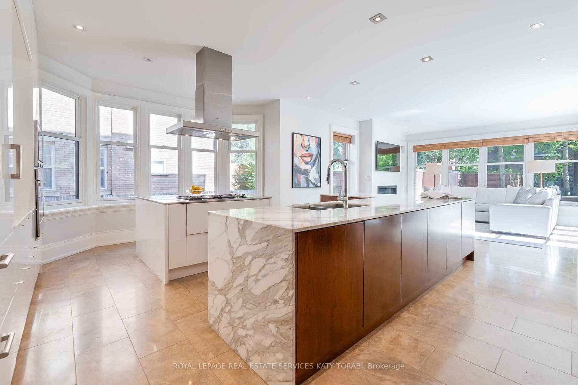 21 Elm Avenue photo 10