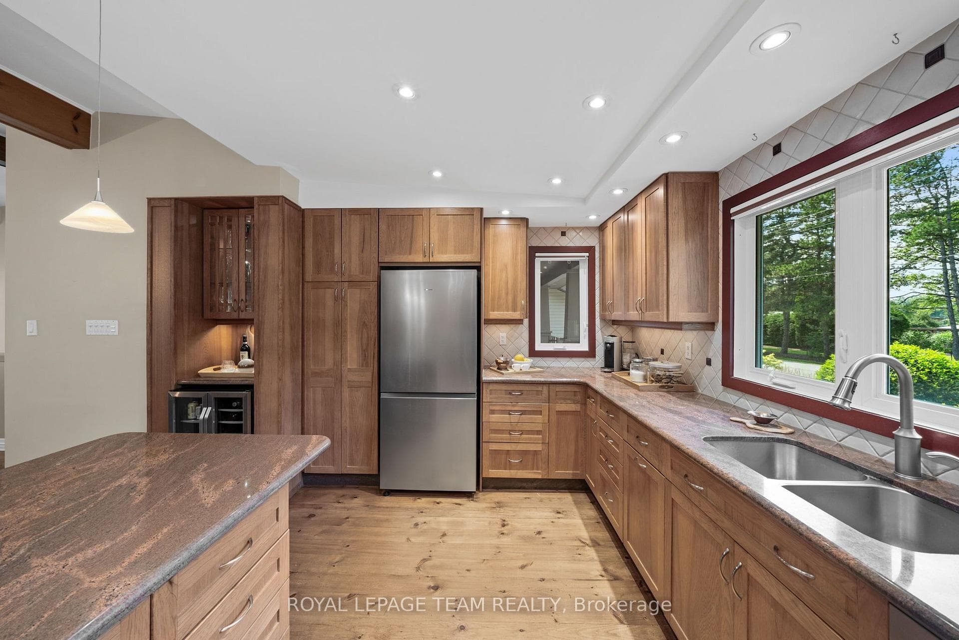 22 Honey Gables Drive photo 9