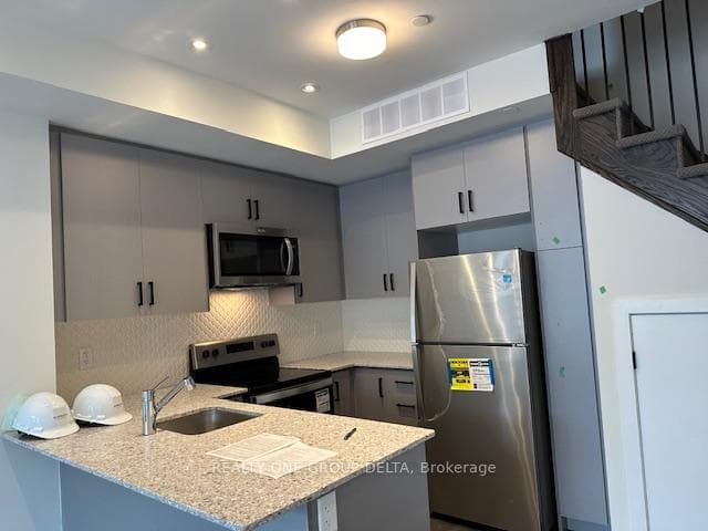 3566 Colonial Drive Unit 24 photo 10