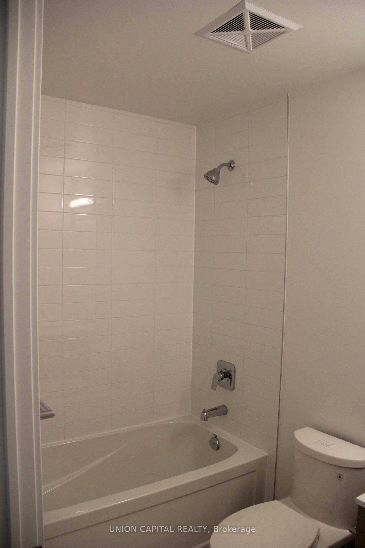50 Ordnance Street Unit 1803 photo 10