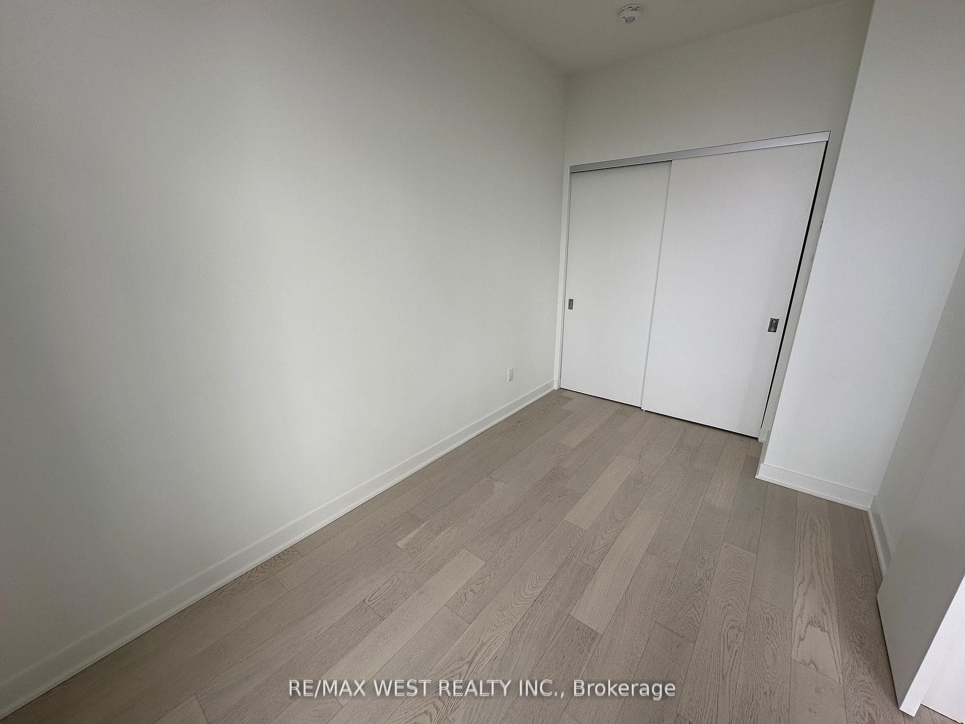 11 Yorkville Avenue Unit 2804 photo 38