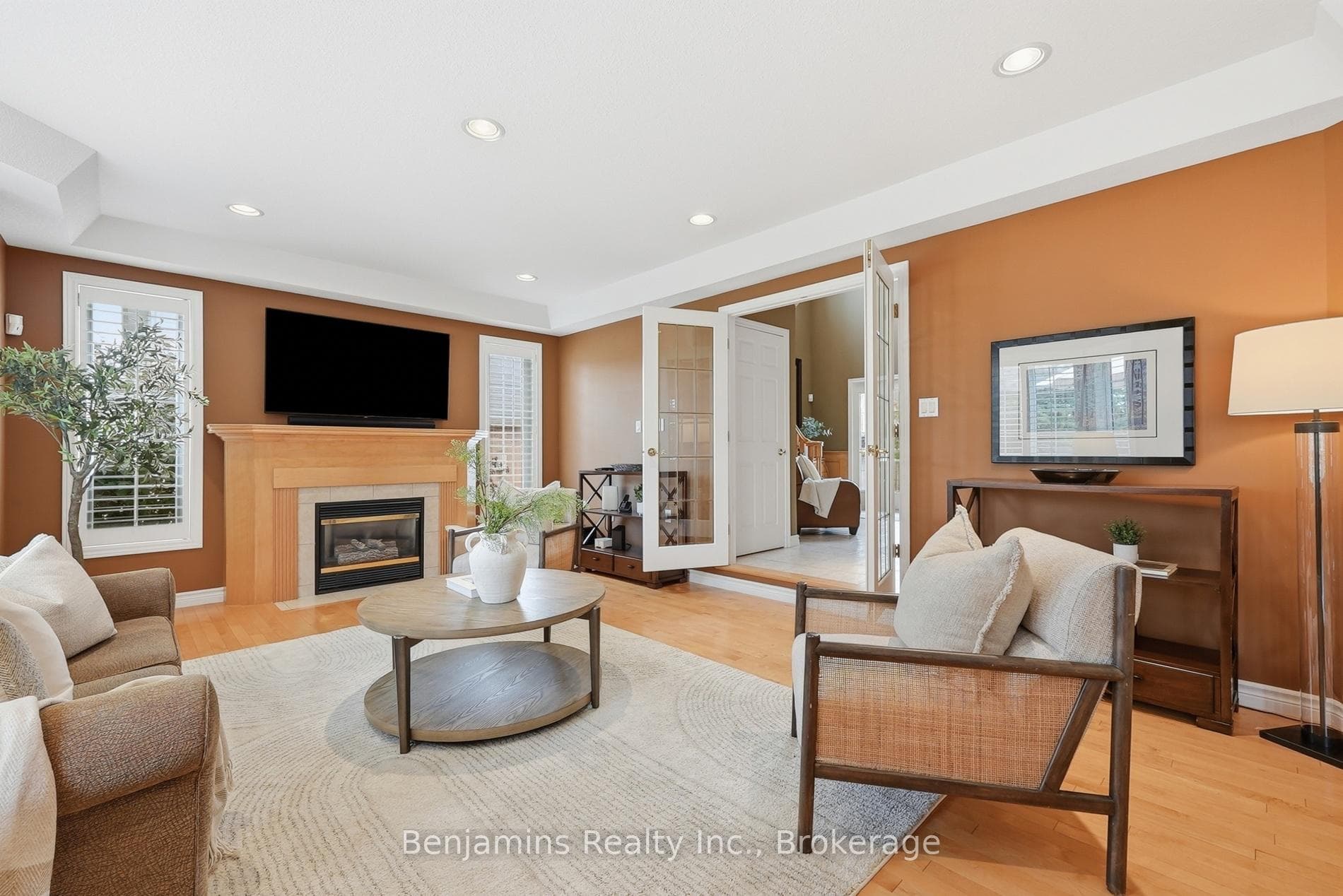 36 Weberlyn Crescent photo 9