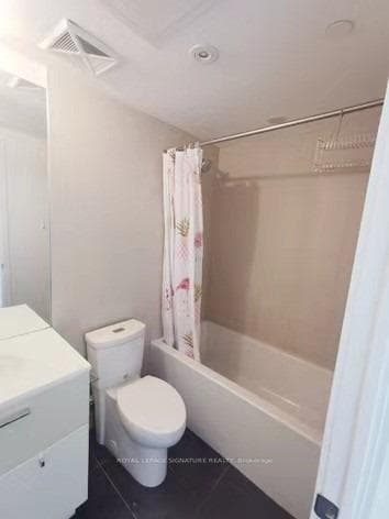 15 Grenville Street Unit 2407 photo 4