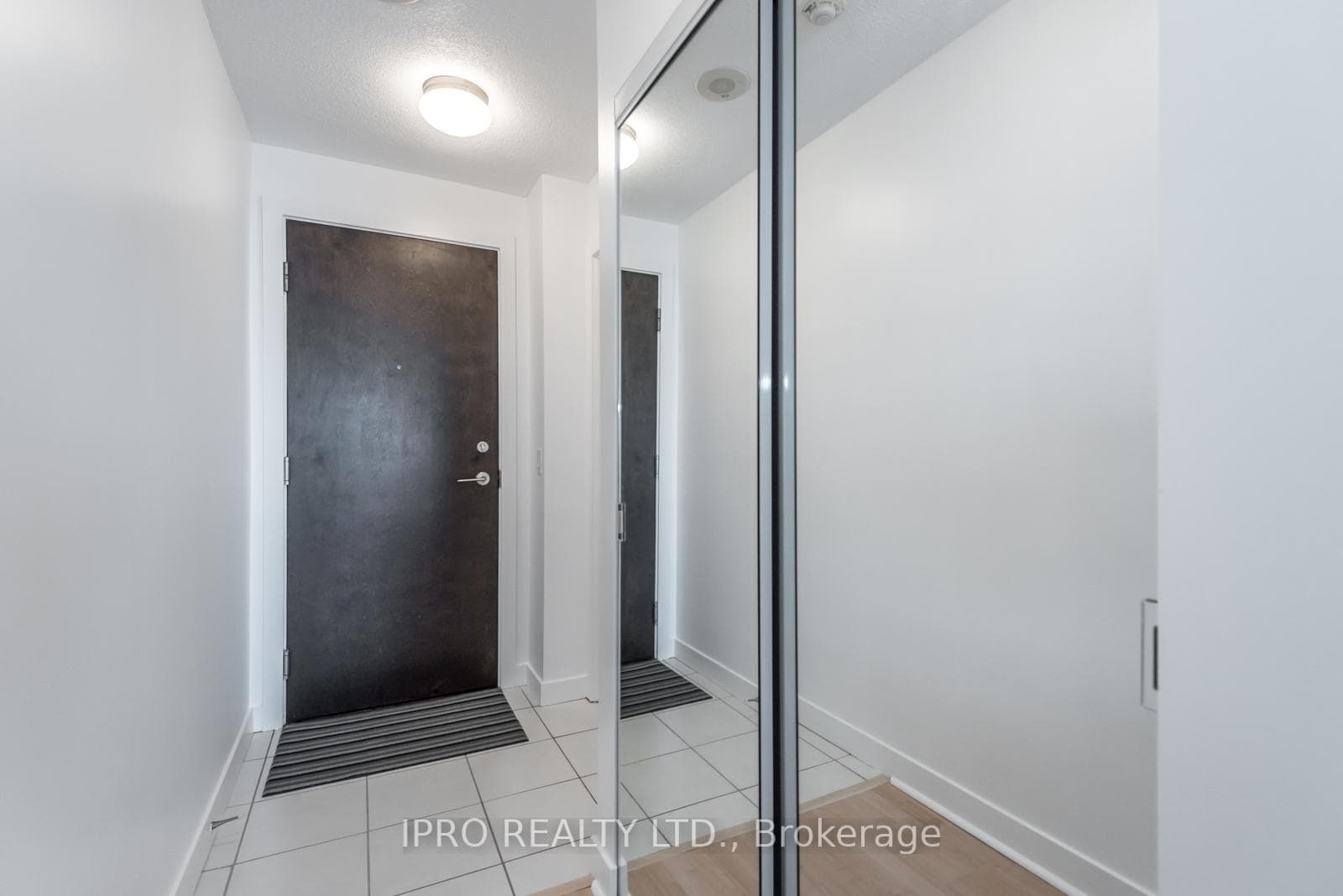 50 Lynn Williams Street Unit 1008 photo 4