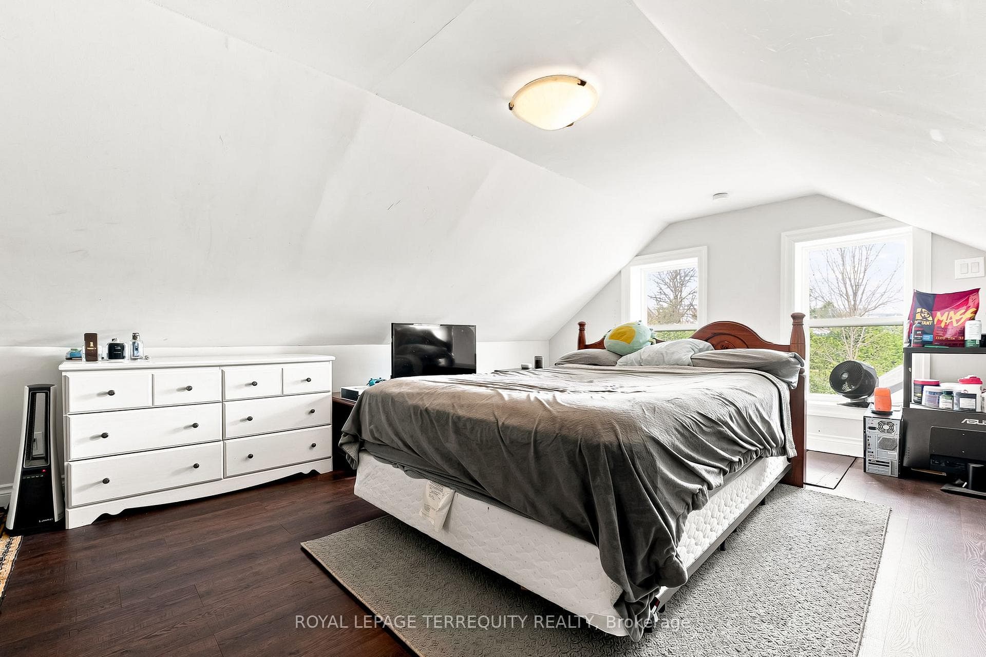 298 Crofts Road photo 24