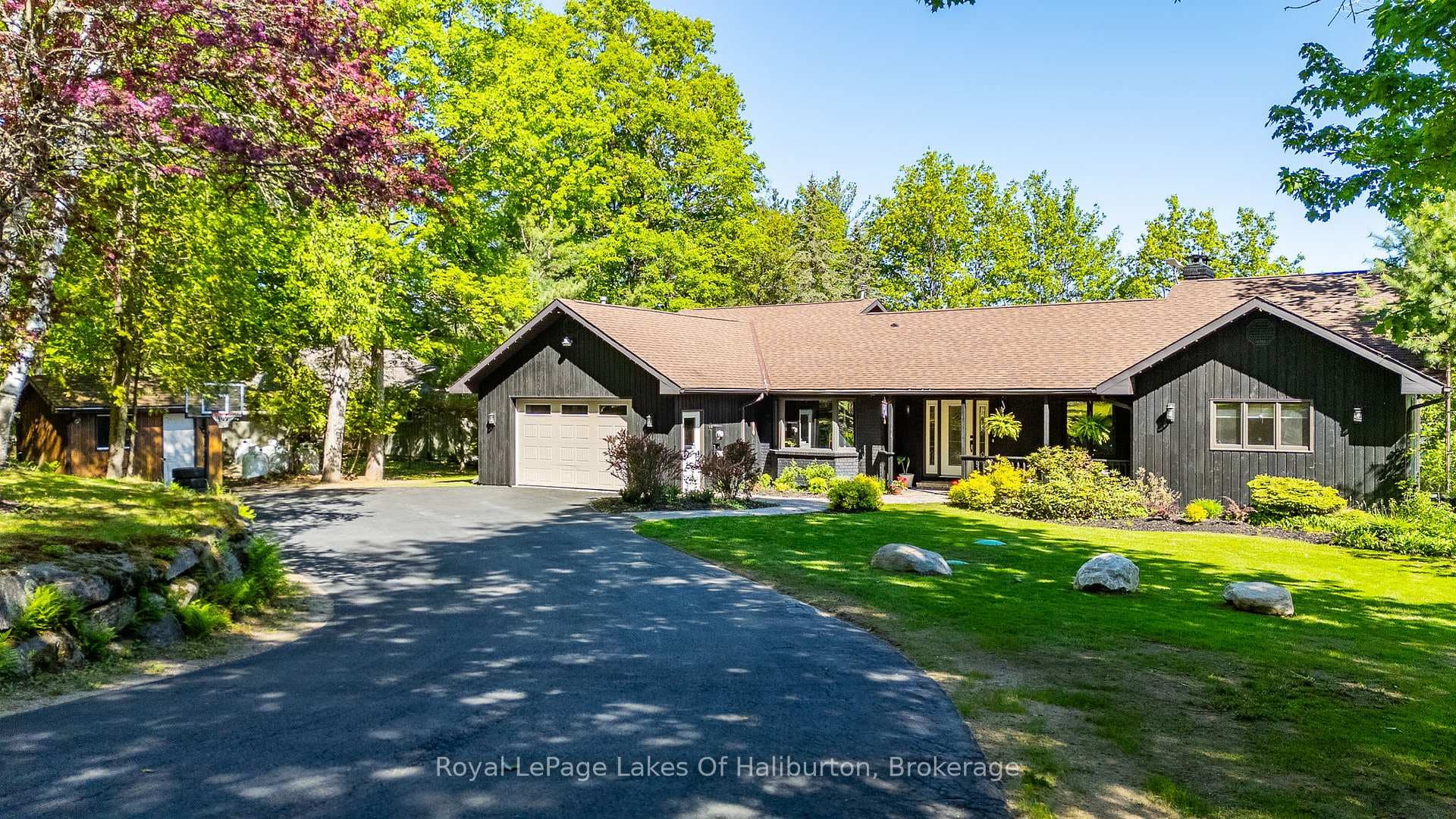 2697 Kashagawigamog Lake Road photo 1