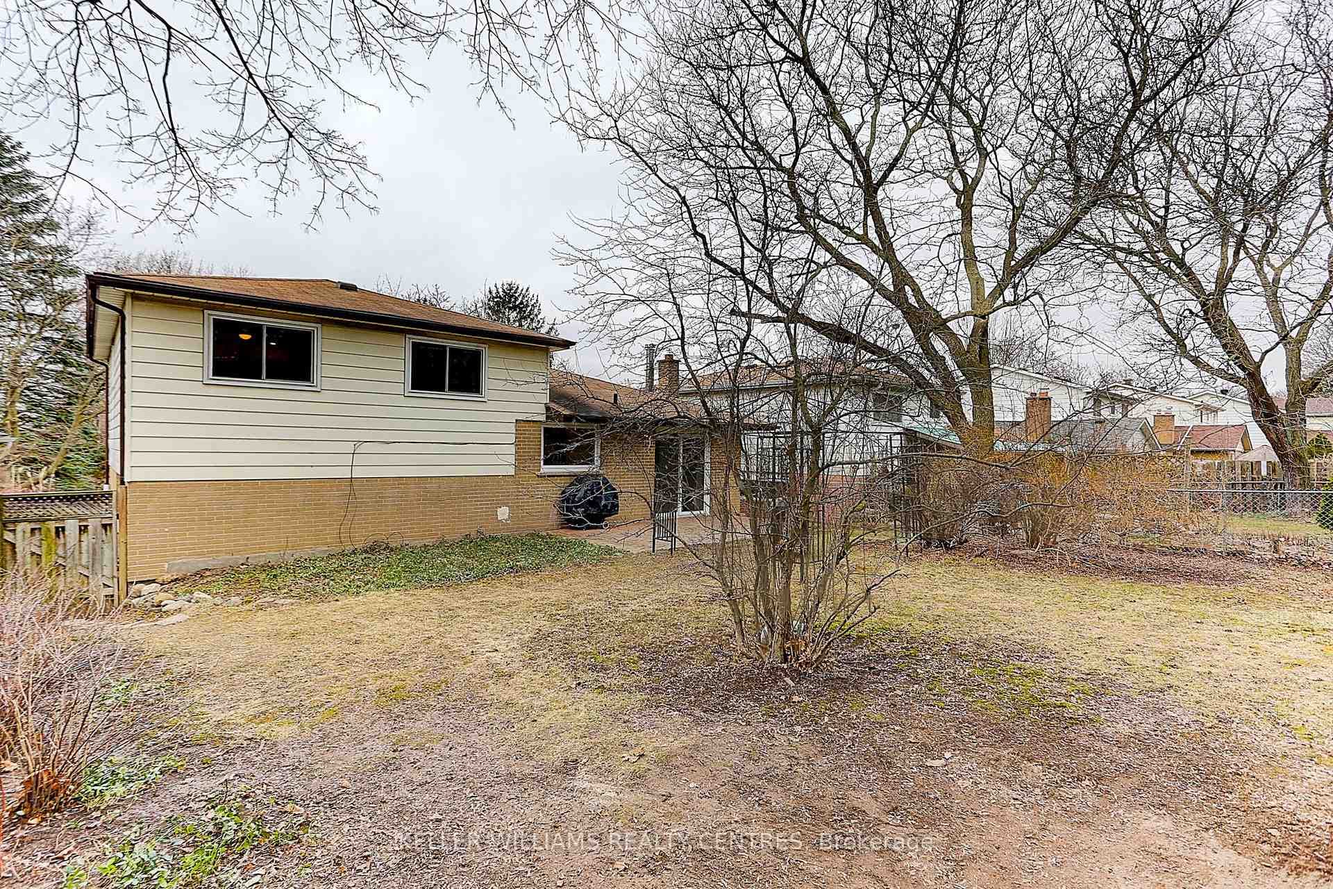843 Grace Street photo 27
