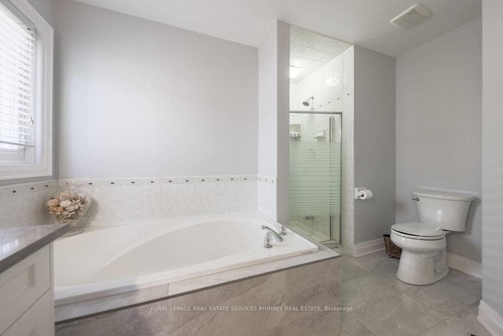 101 River Glen Boulevard photo 19