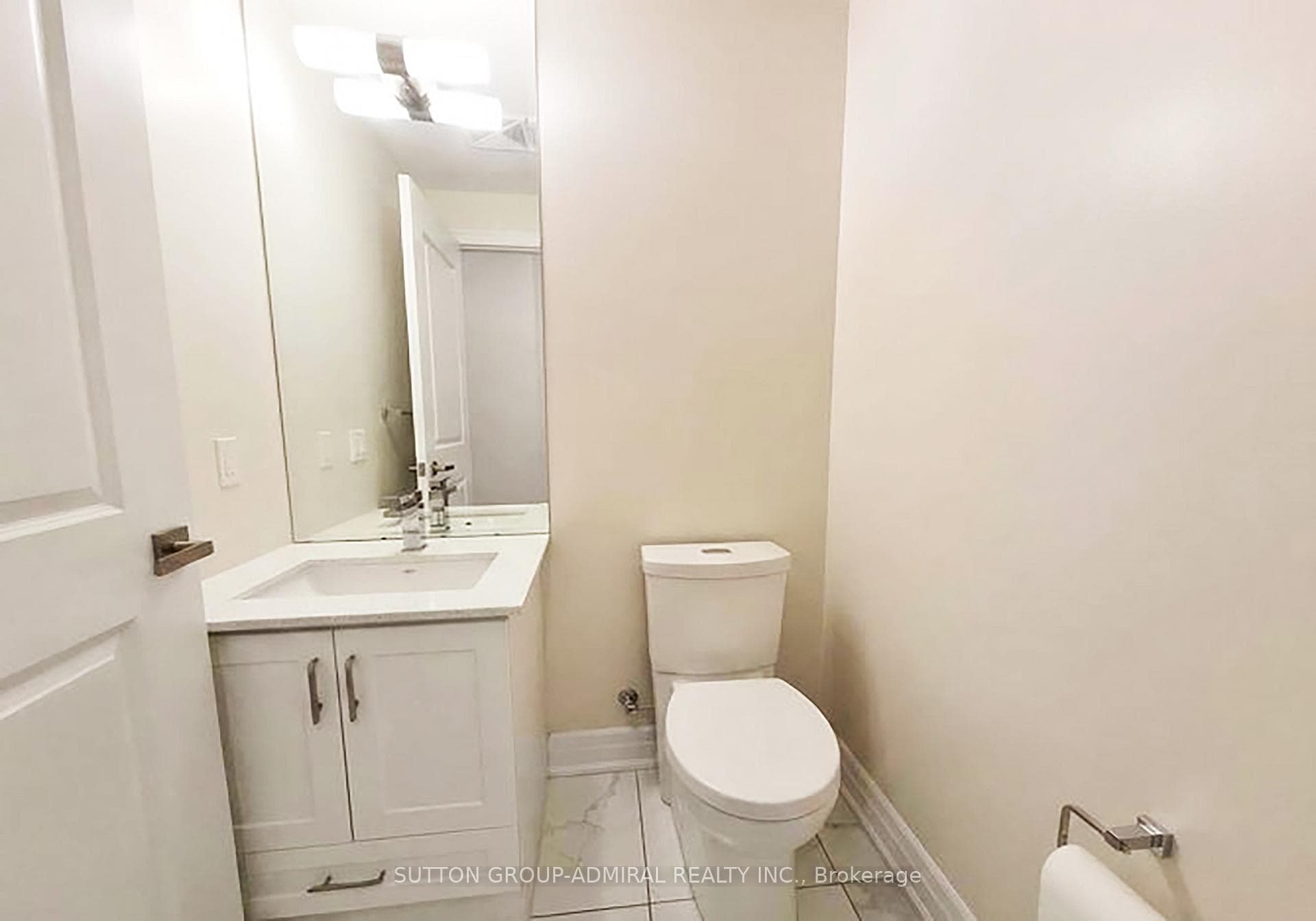 9085 Jane Street Unit 1701 photo 11