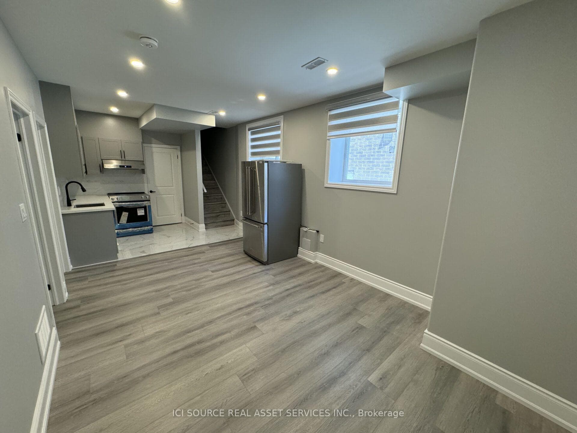453 Thornborrow Court Unit Basement photo 4