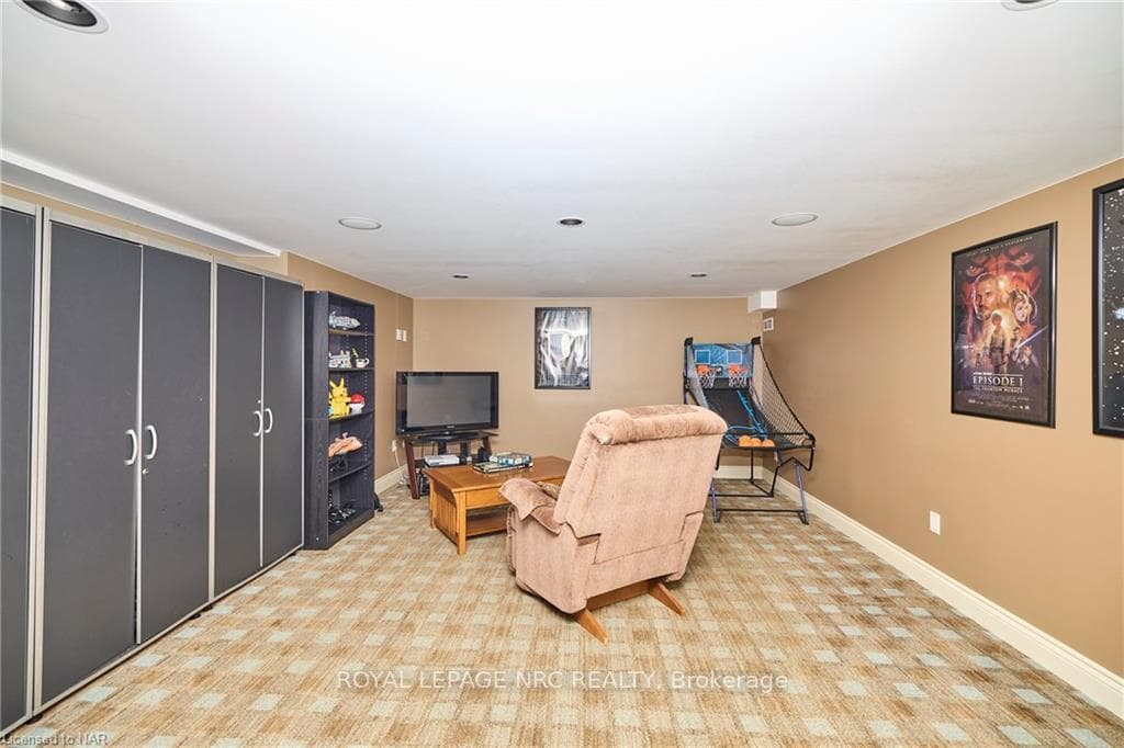 22 Beechwood Crescent photo 37