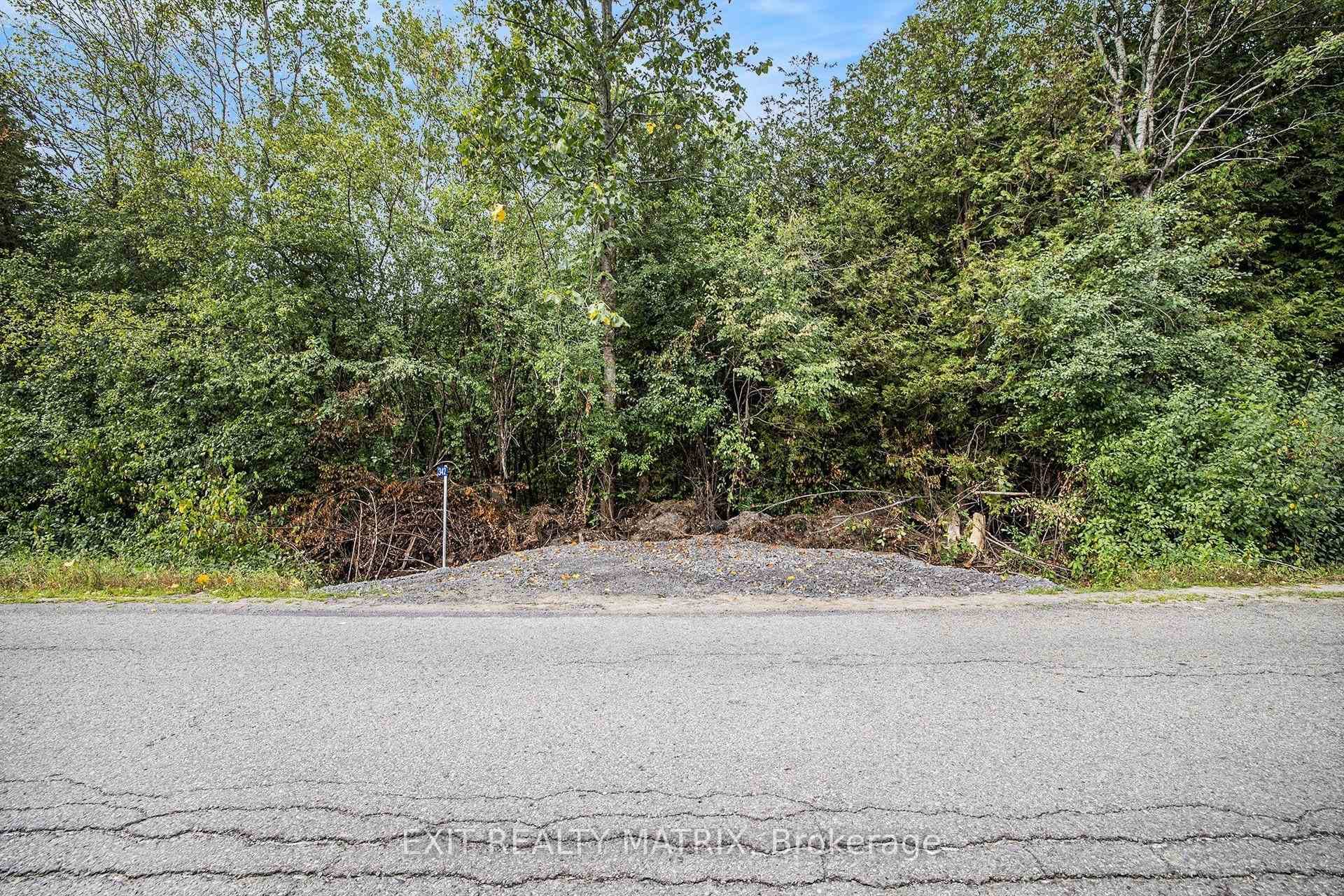 342 Donoghue Road photo 2