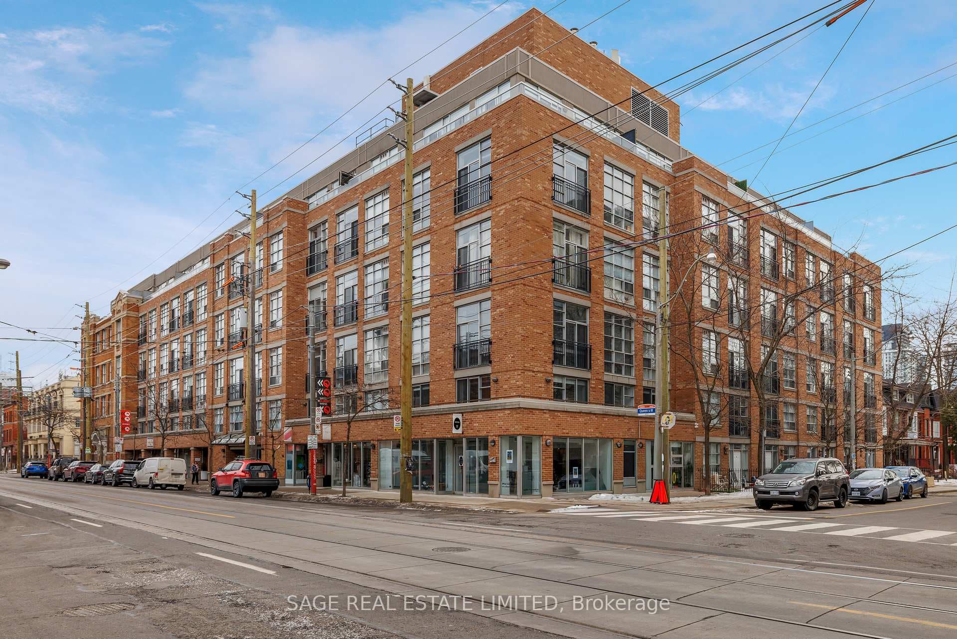 955 Queen Street Unit 103 photo 37
