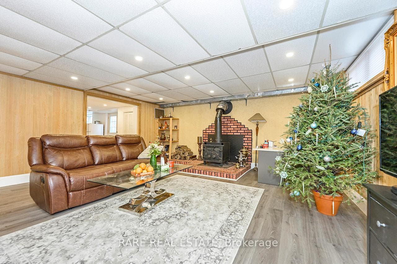 220 Millard Avenue photo 29