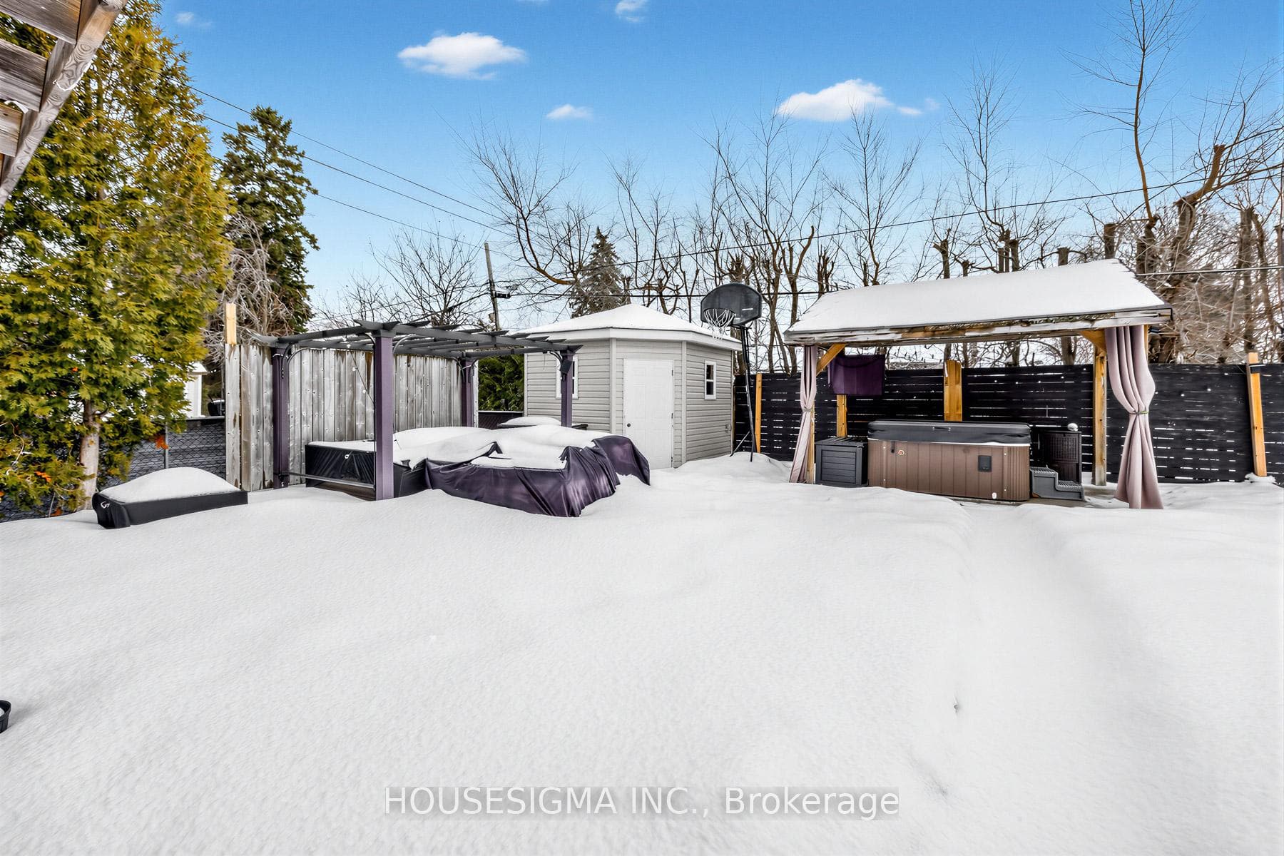 691 Fernhill Boulevard photo 36