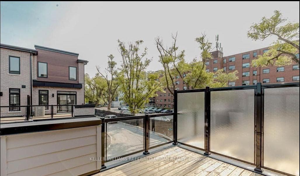 1579 Midland Avenue photo 18