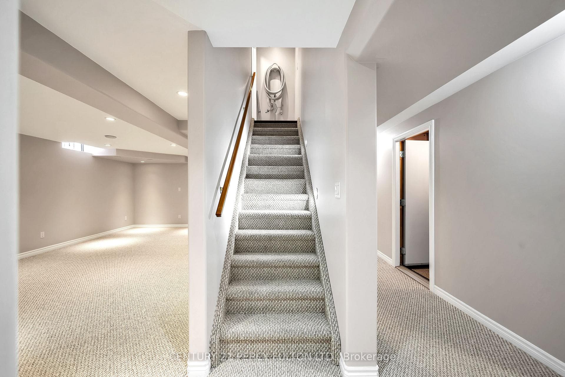 19 Riverwood Street photo 24