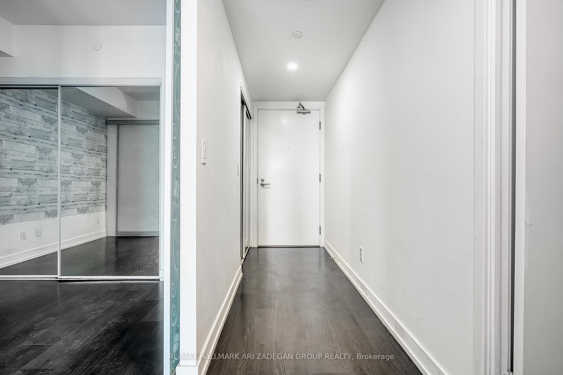 19 Western Battery Road Unit 1012 photo 5
