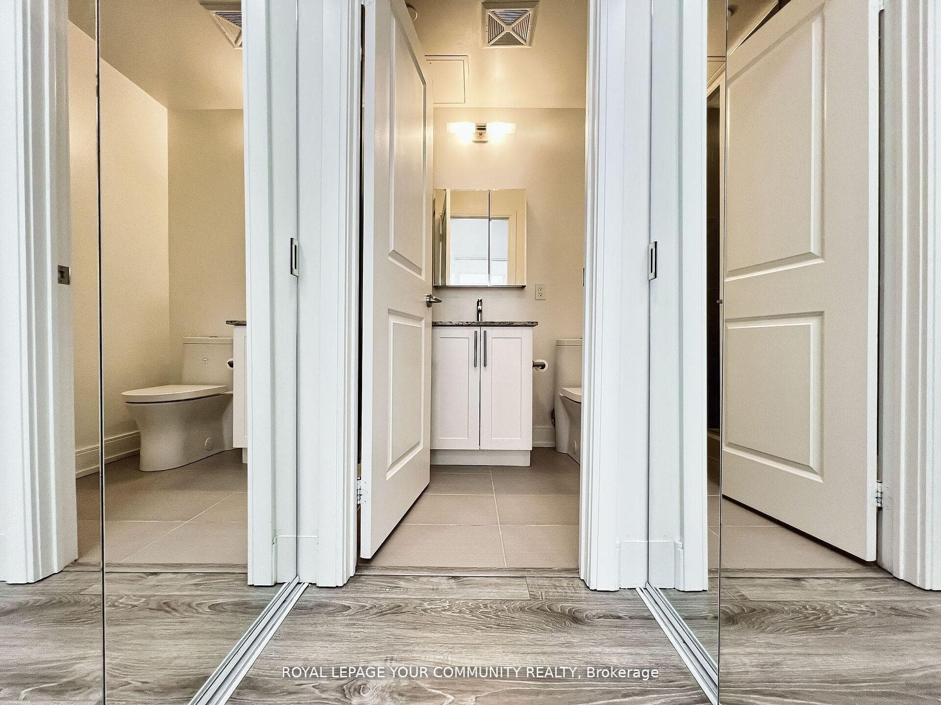 9608 Yonge Street Unit 1202A photo 11