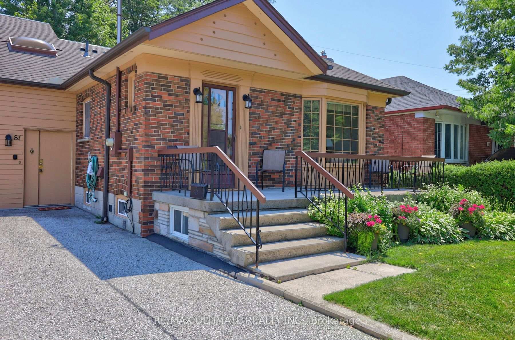 81 Flora Drive photo 4