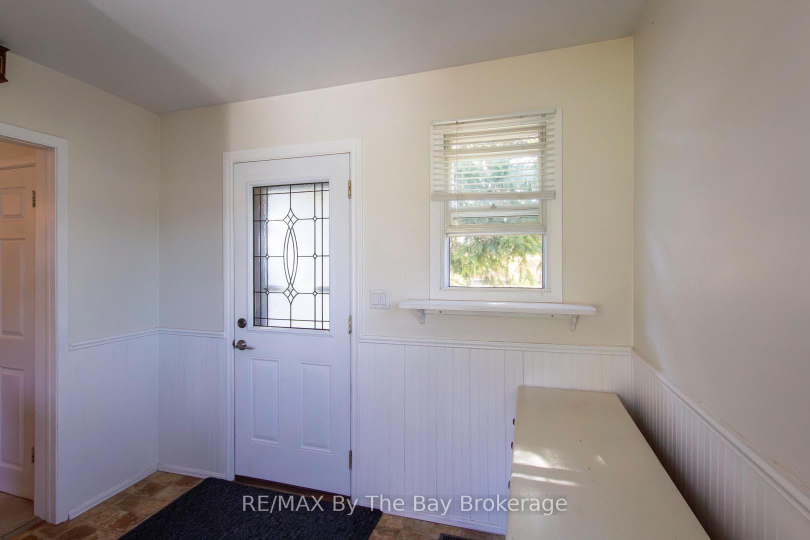 208 Jane Street photo 17