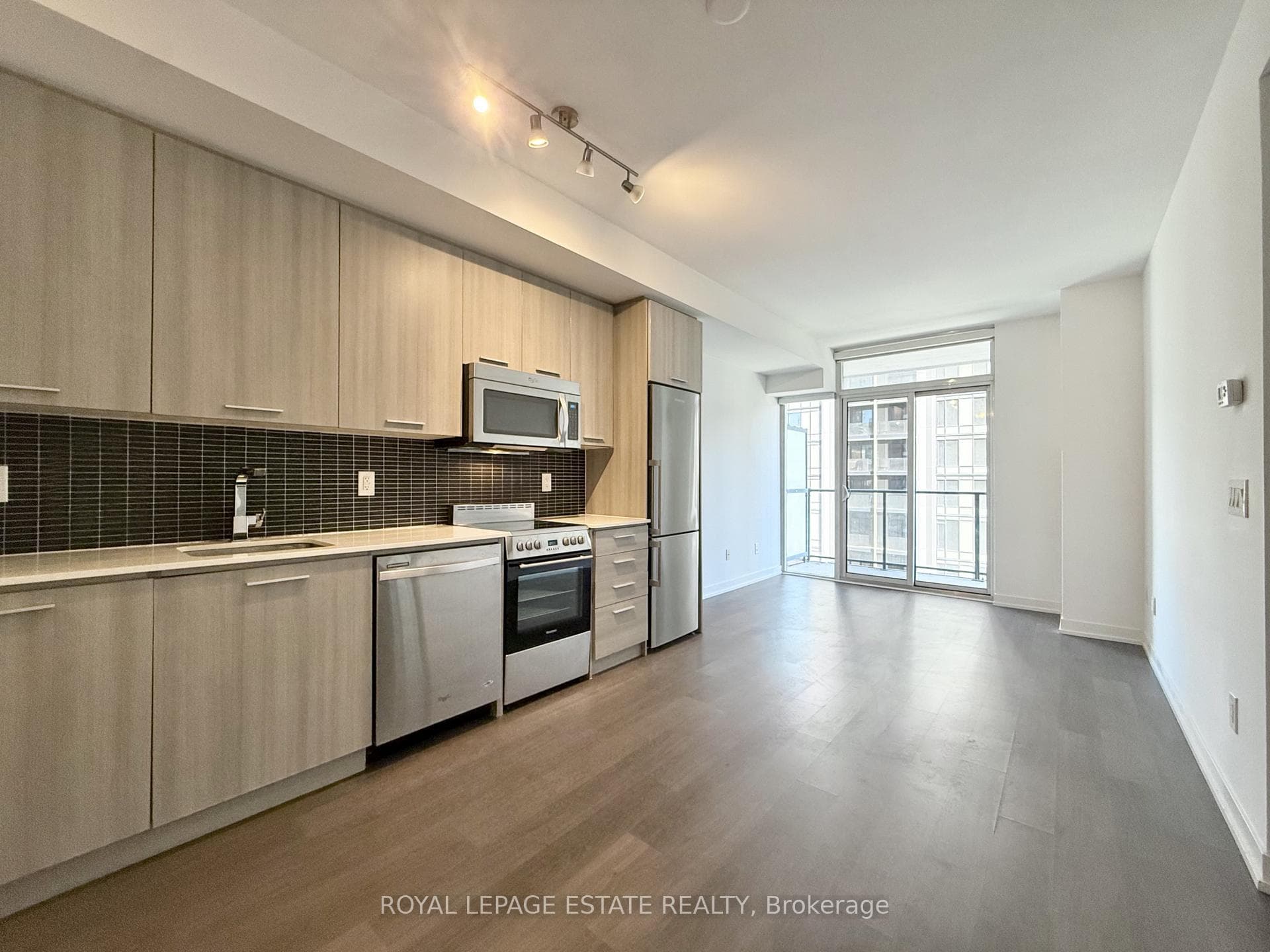 105 George Street Unit 1215 photo 8