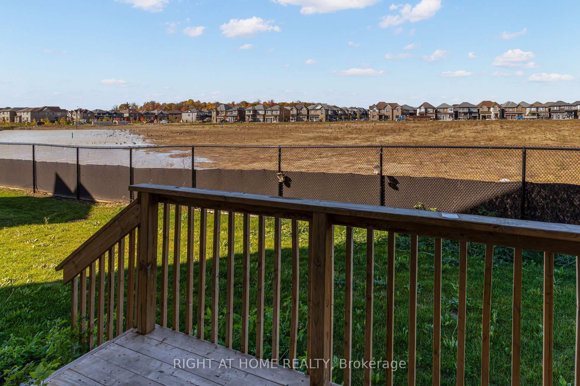 14 Moorhart Crescent photo 18