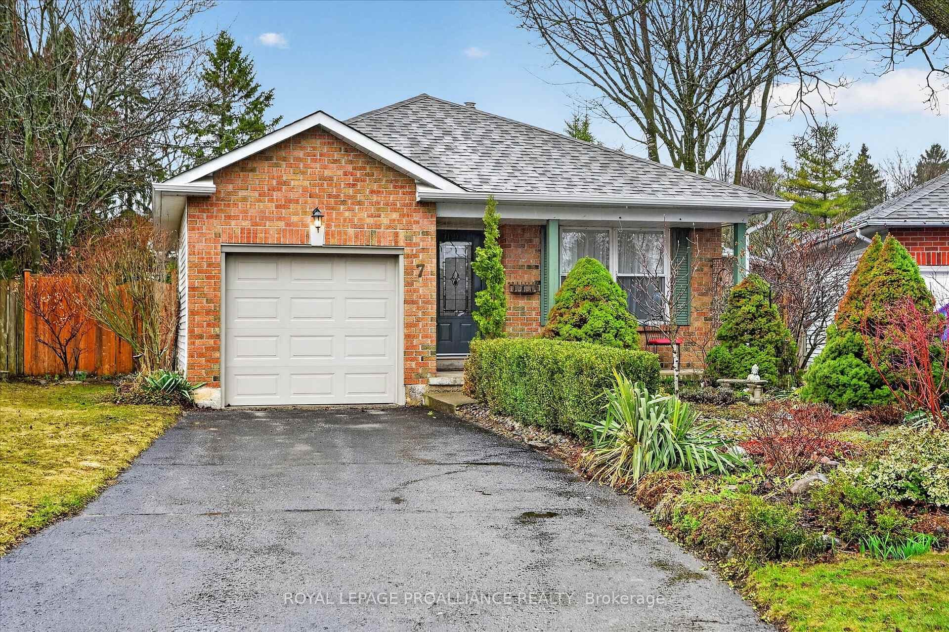 7 Daleview Court photo 1