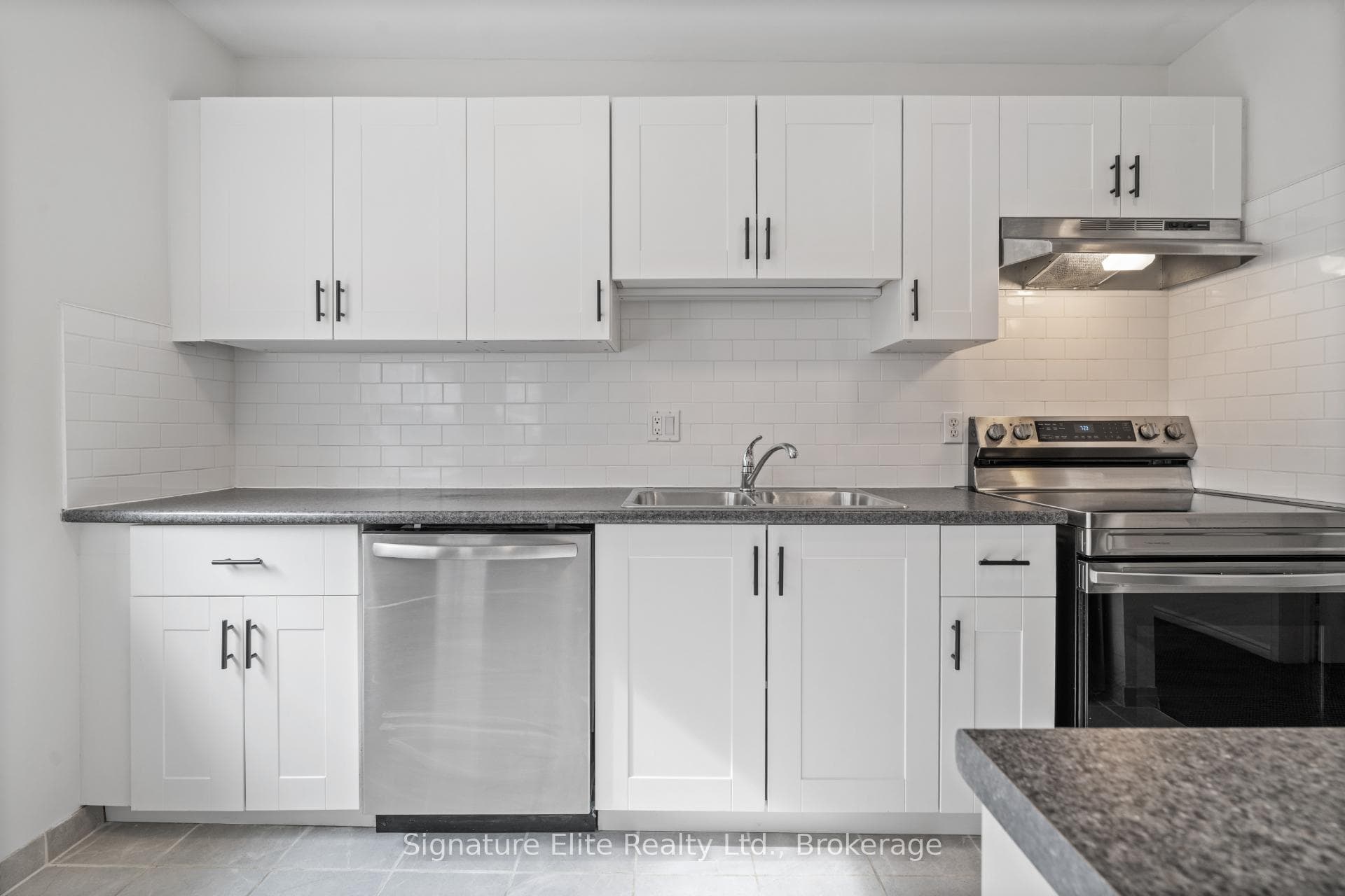1383 Bathurst Street Unit 104 photo 9
