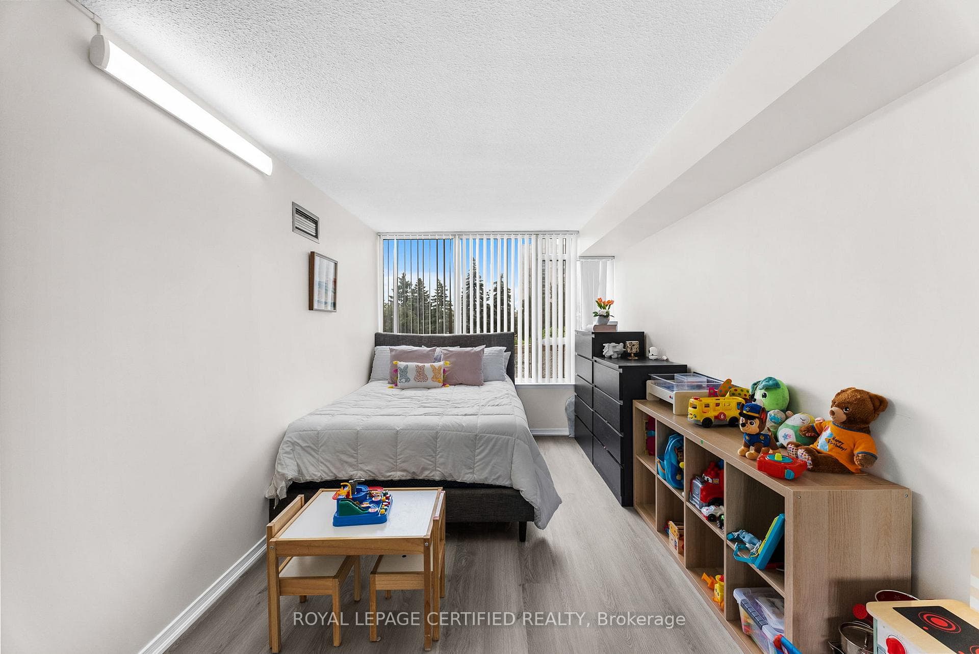 700 Constellation Drive Unit 210 photo 25