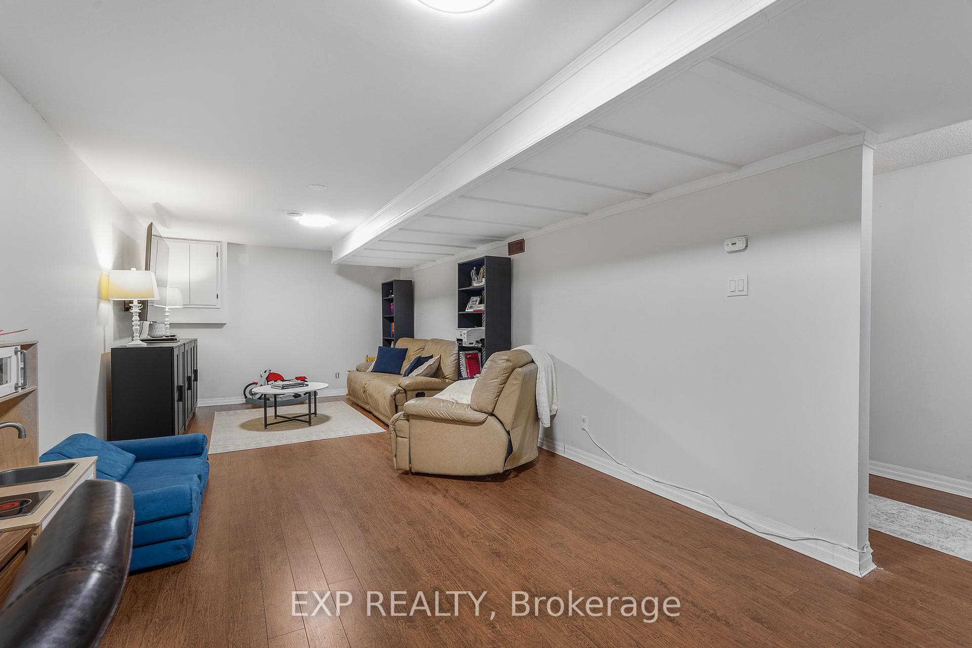 714 MORRIS Street photo 24