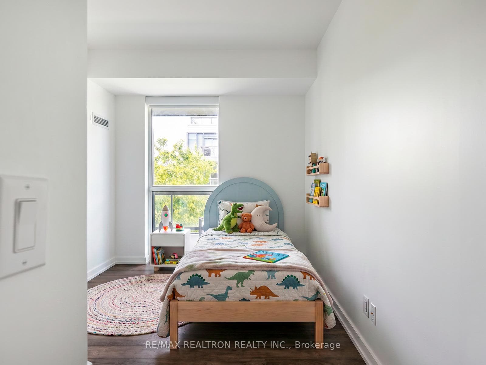 271 Sea Ray Avenue Unit B208 photo 16