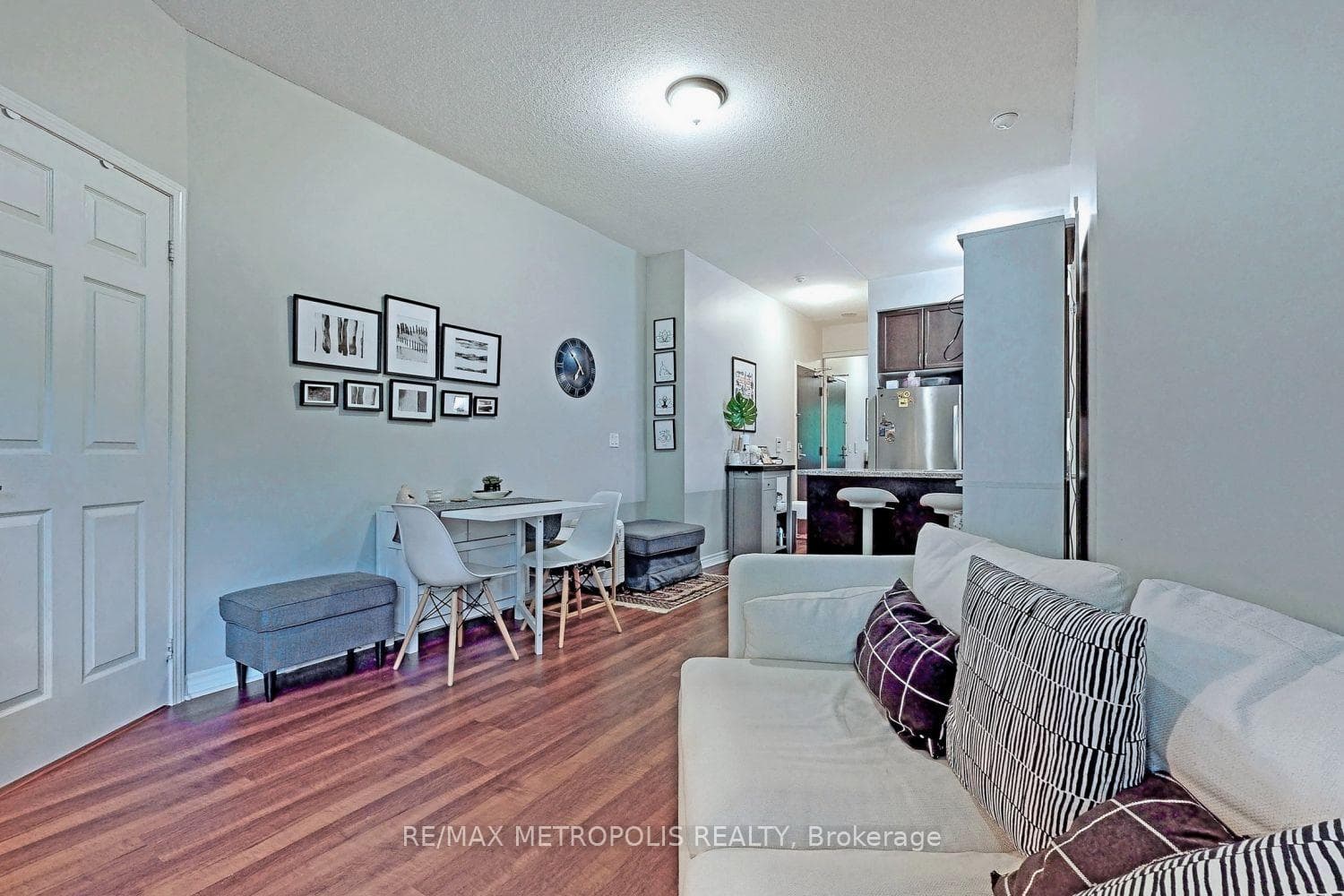 19 Grand Trunk Crescent Unit 315 photo 22