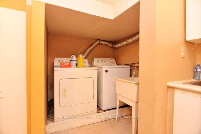 3388 Crimson King Circle photo 46
