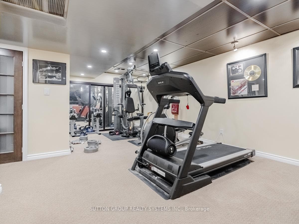 1607 Arthurs Way photo 29